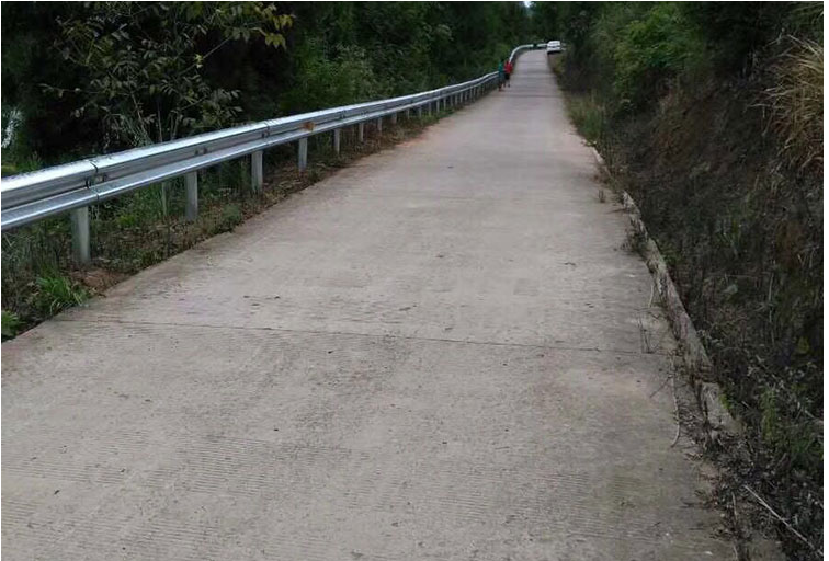 云南乡村公路波形护栏板采购指南 哪家便宜又可靠？